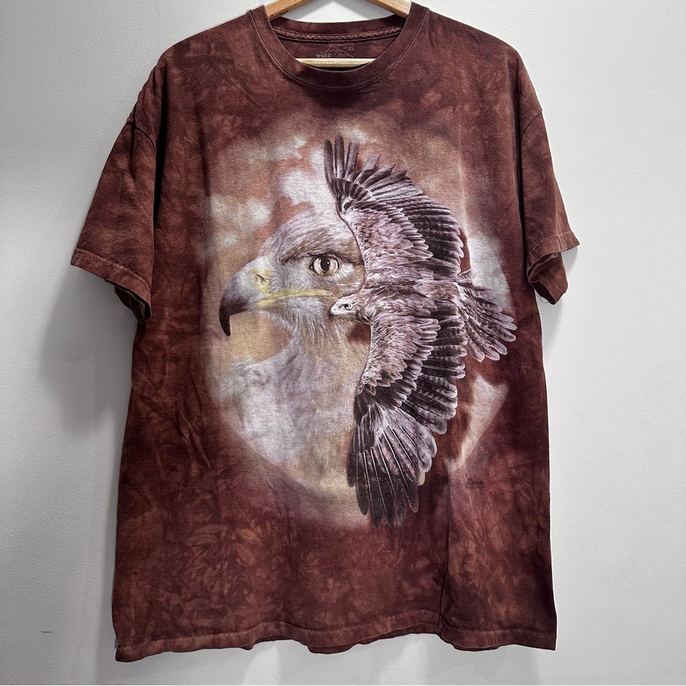 The Mountain Size XL Two Eagles Brown Tie Dye T Shirt Soaring Flying Wildlife